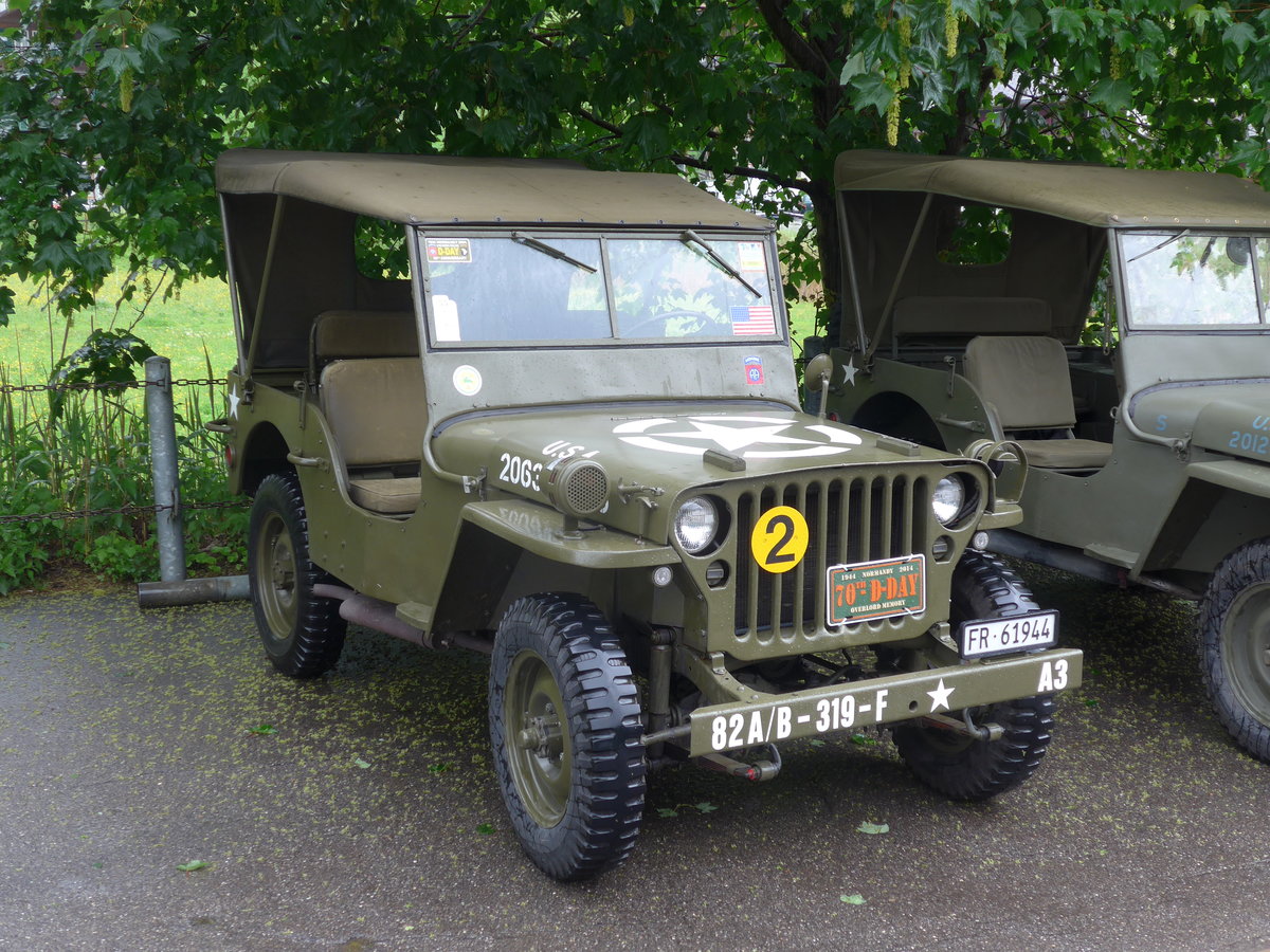 (171'493) - Willys - FR 61'944 - am 28. Mai 2016 beim Bahnhof Boltigen