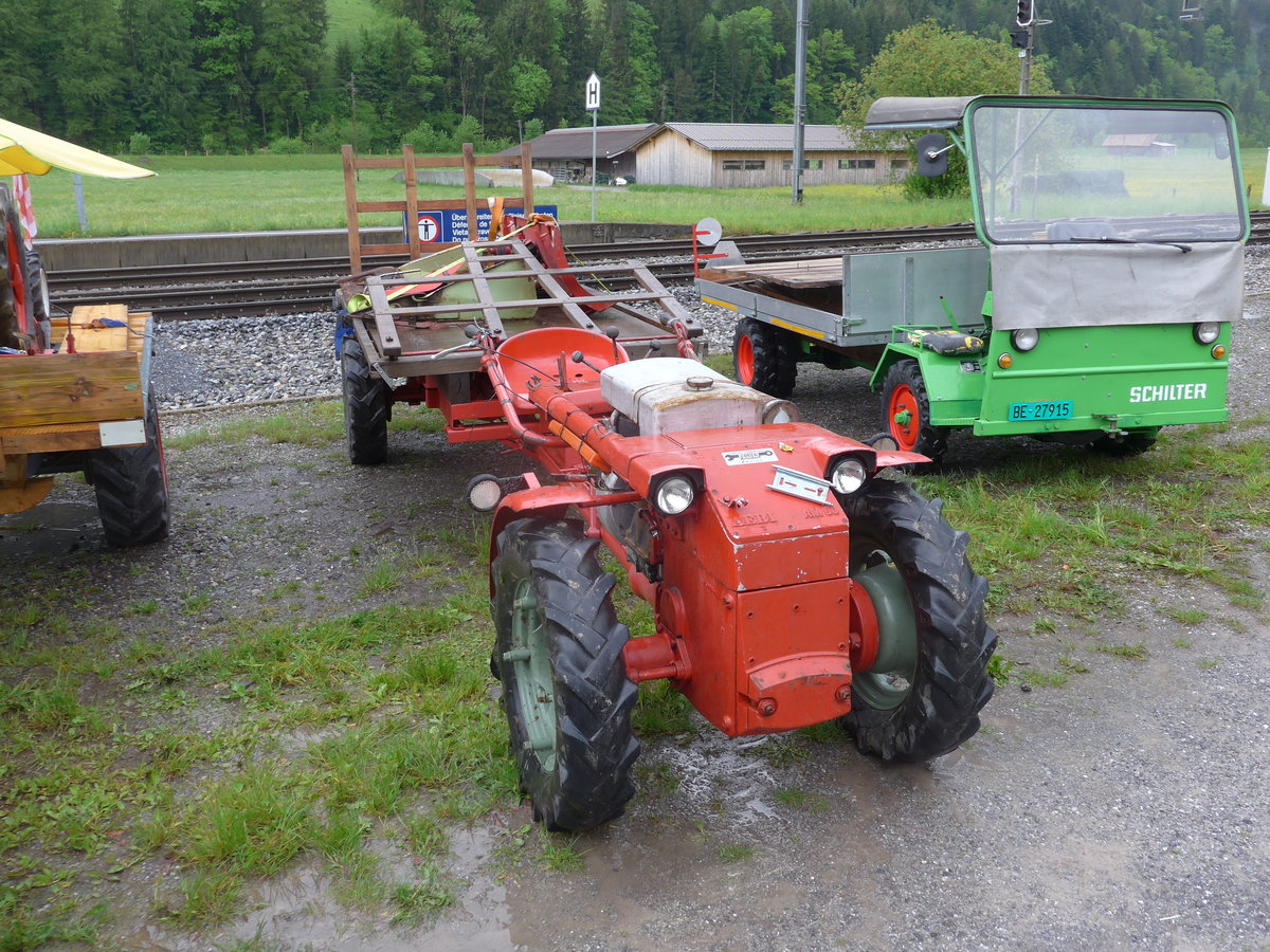 (171'503) - Aebi am 28. Mai 2016 beim Bahnhof Boltigen