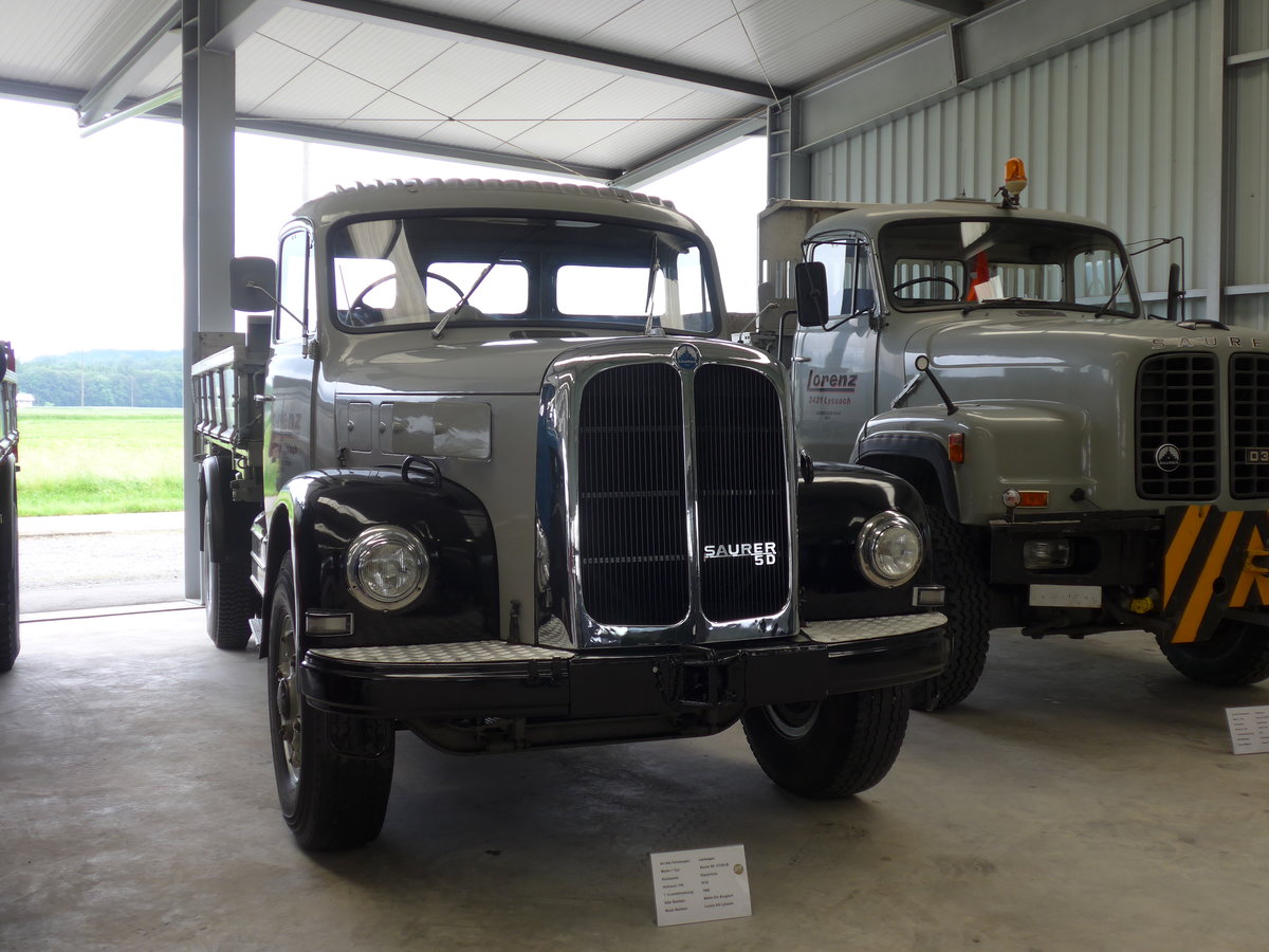 (171'576) - Lorenz, Lyssach - Saurer am 4. Juni 2016 in Lyssach, Garage