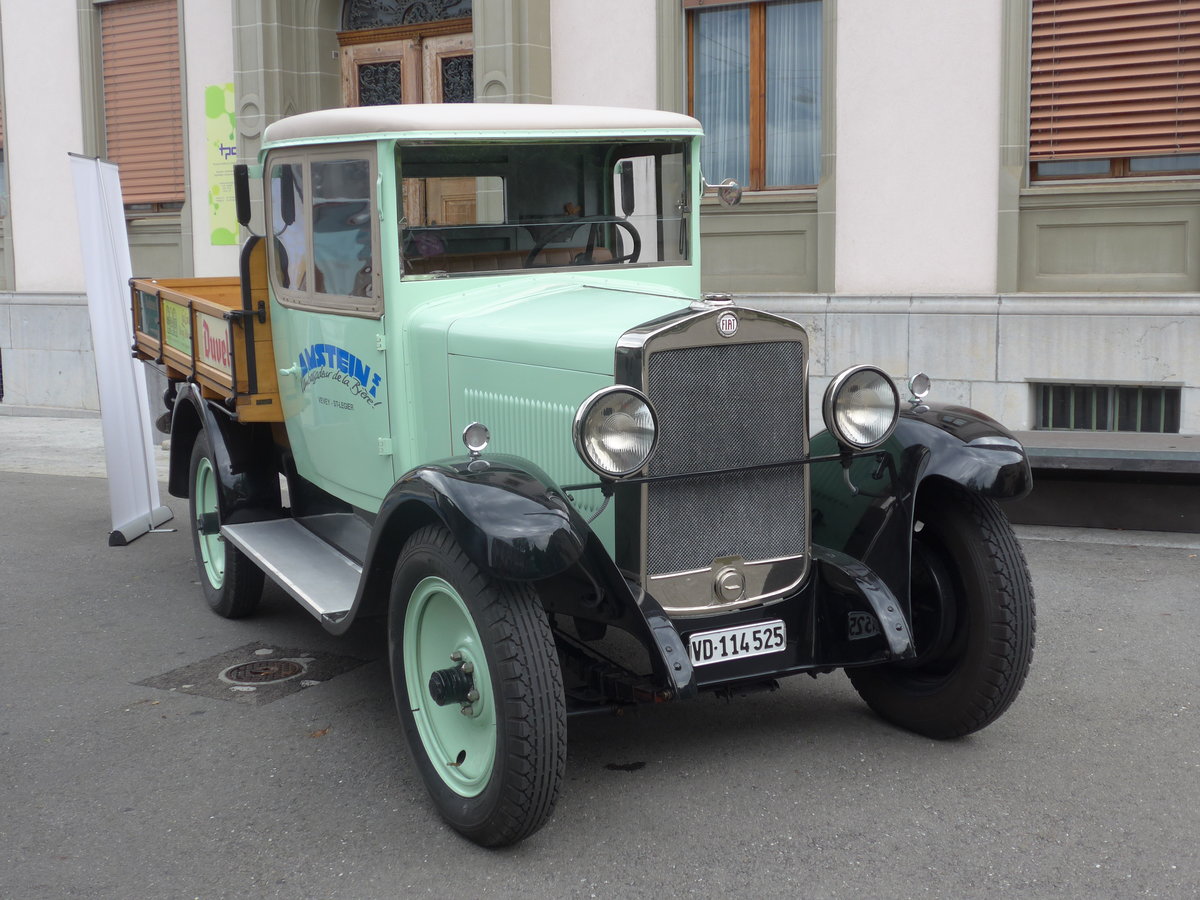 (172'109) - Amstein, Vevey - VD 114'525 - Fiat am 25. Juni 2016 beim Bahnhof Aigle