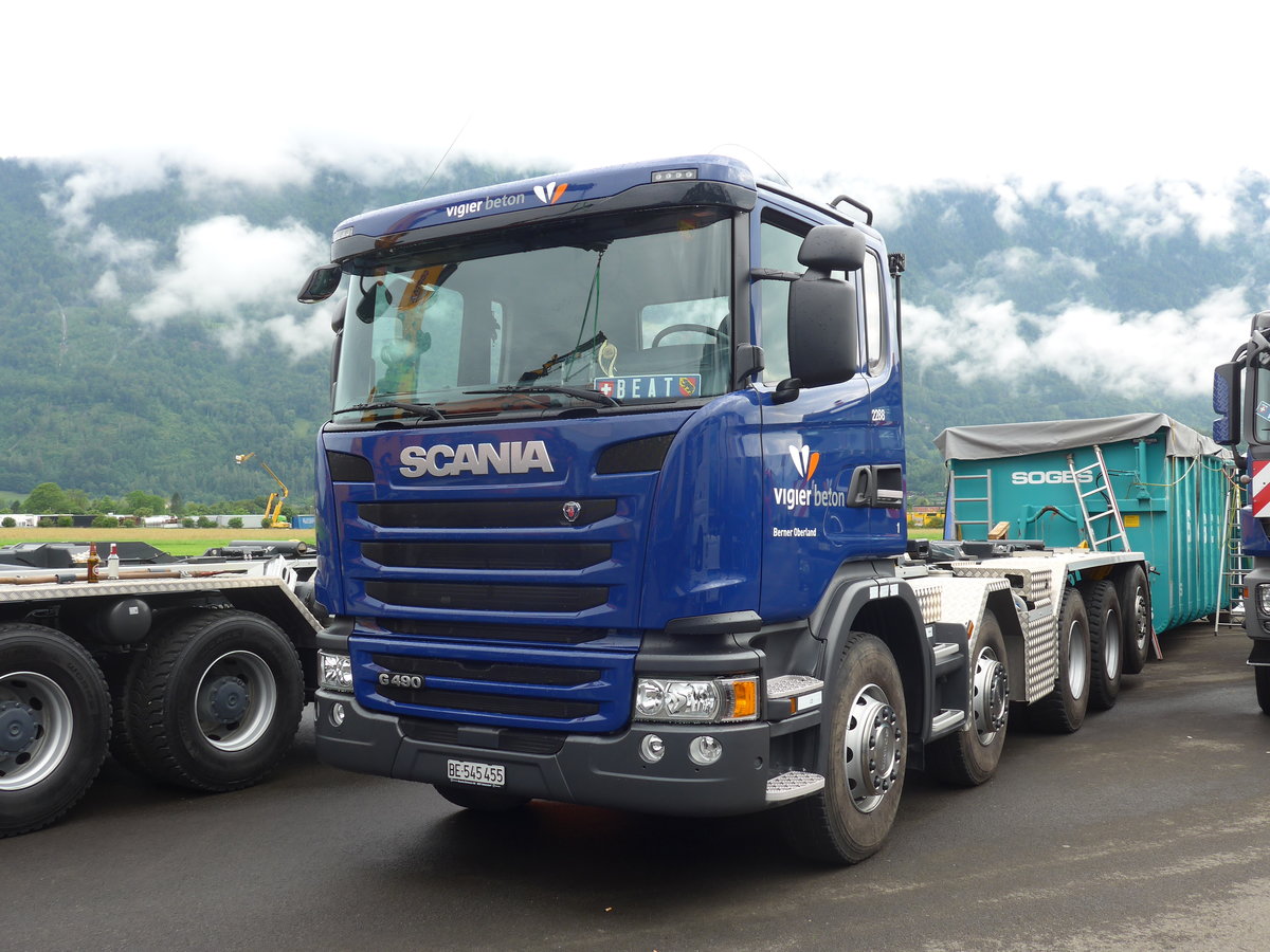 (172'237) - Vigier, Wimmis - Nr. 1/BE 545'455 - Scania am 26. Juni 2016 in Interlaken, Flugplatz