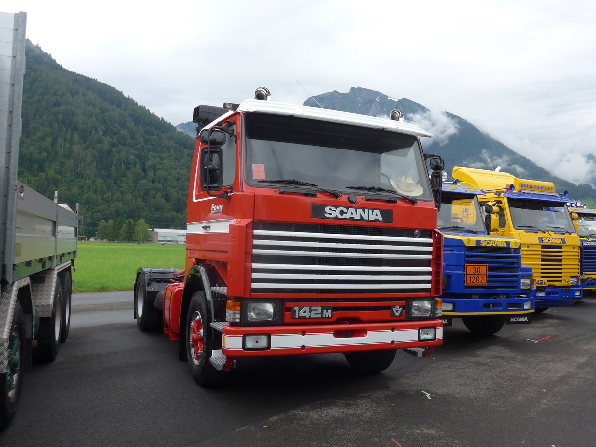 (172'281) - F�hn, Oberarth - Scania am 26. Juni 2016 in Interlaken, Flugplatz