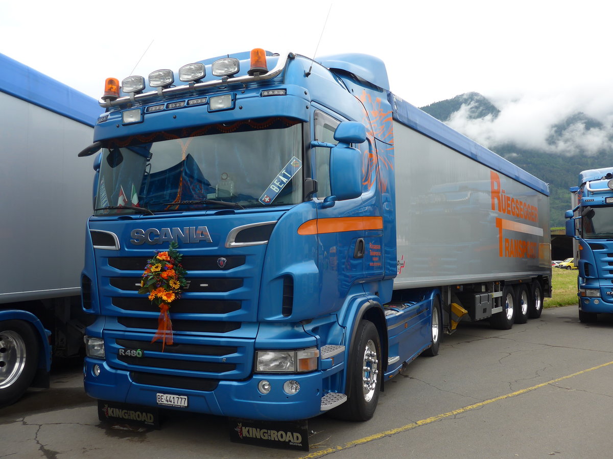 (172'436) - R�egsegger, Belp - BE 441'777 - Scania am 26. Juni 2016 in Interlaken, Flugplatz