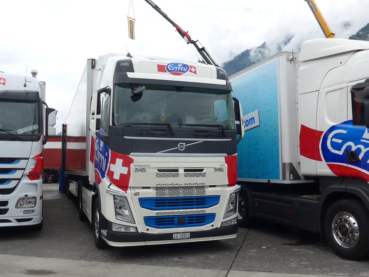 (172'439) - Emmi, Luzern - LU 10'923 - Volvo am 26. Juni 2016 in Interlaken, Flugplatz