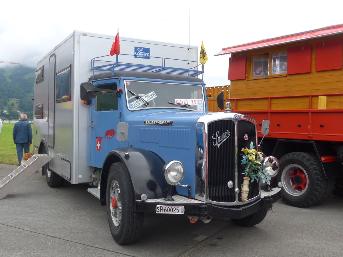 (172'461) - Saurer - SH 60'025 U - am 26. Juni 2016 in Interlaken, Flugplatz
