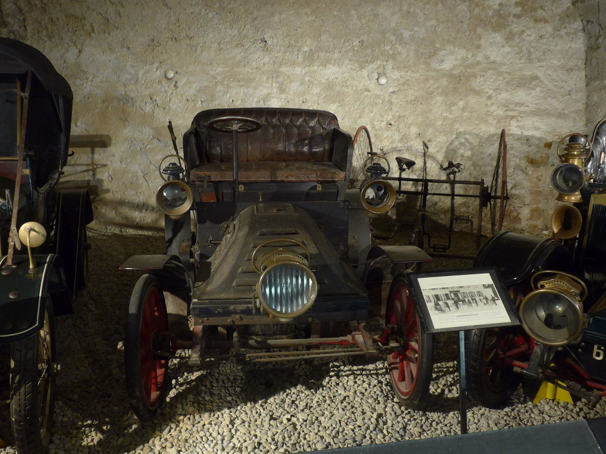 (172'935) - Vinot et Deguingand von 1901 am 13. Juli 2016 im Schloss Grandson