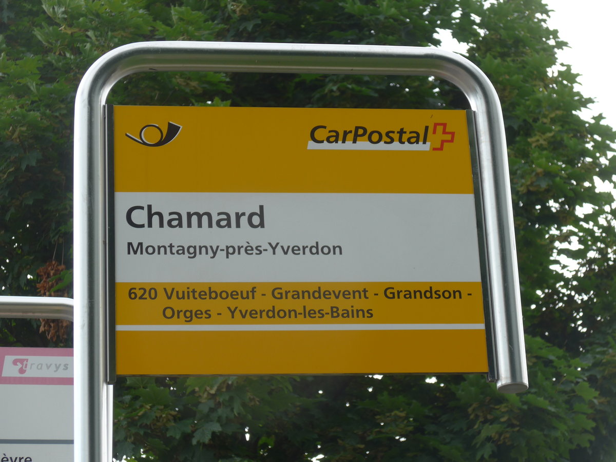 (173'032) - PostAuto-Haltestelle - Montagny-pr�s-Yverdon, Chamard - am 15. Juli 2016