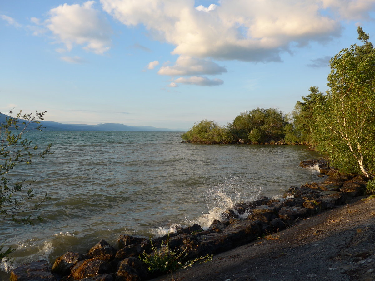 (173'057) - Abendstimmung am Neuenburgersee am 15. Juli 2016 bei Yvonand