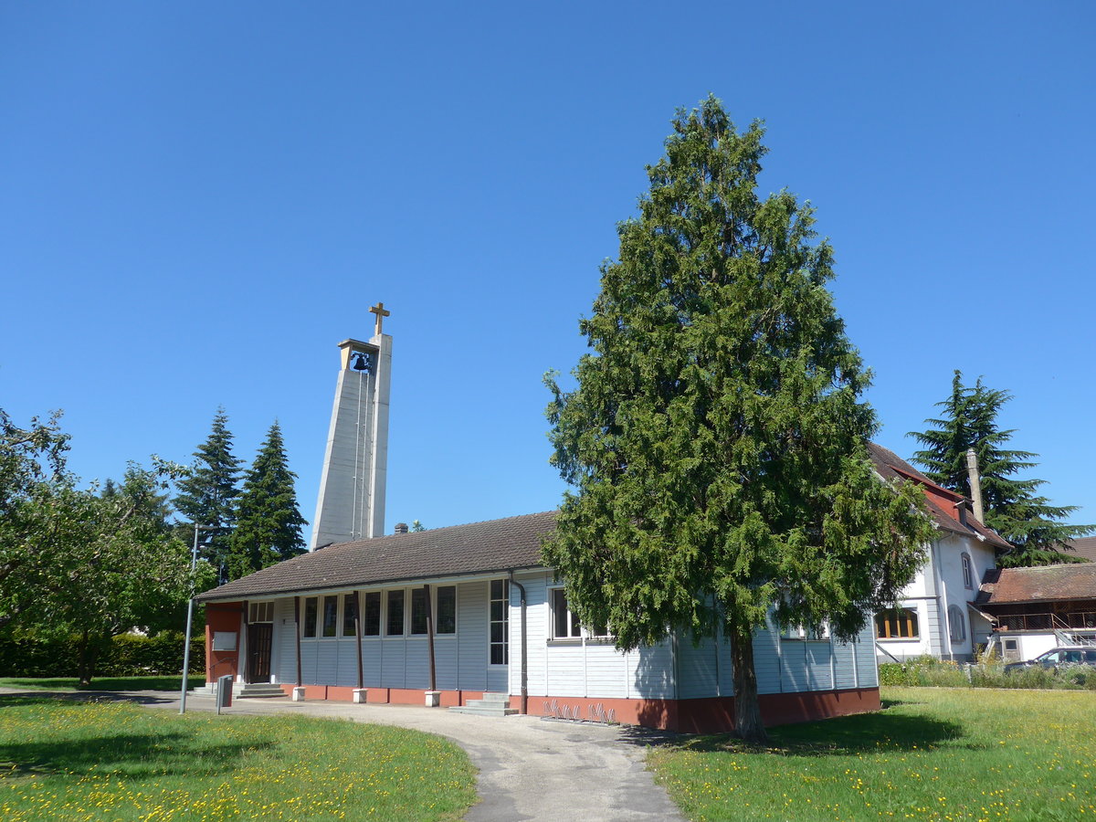 (173'088) - Kirche am 16. Juli 2016 in Yvonand