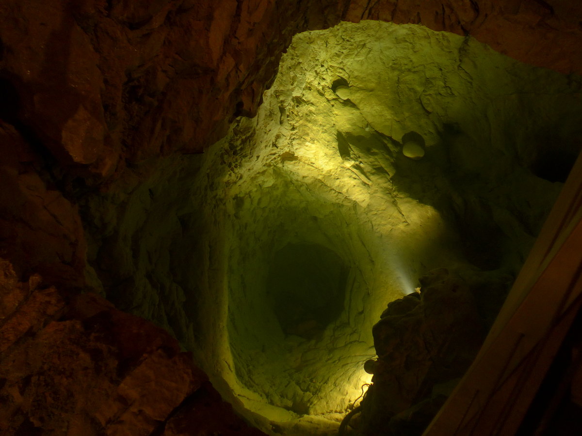 (173'169) - Impression am 20. Juli 2016 in den Grotten von Vallorbe