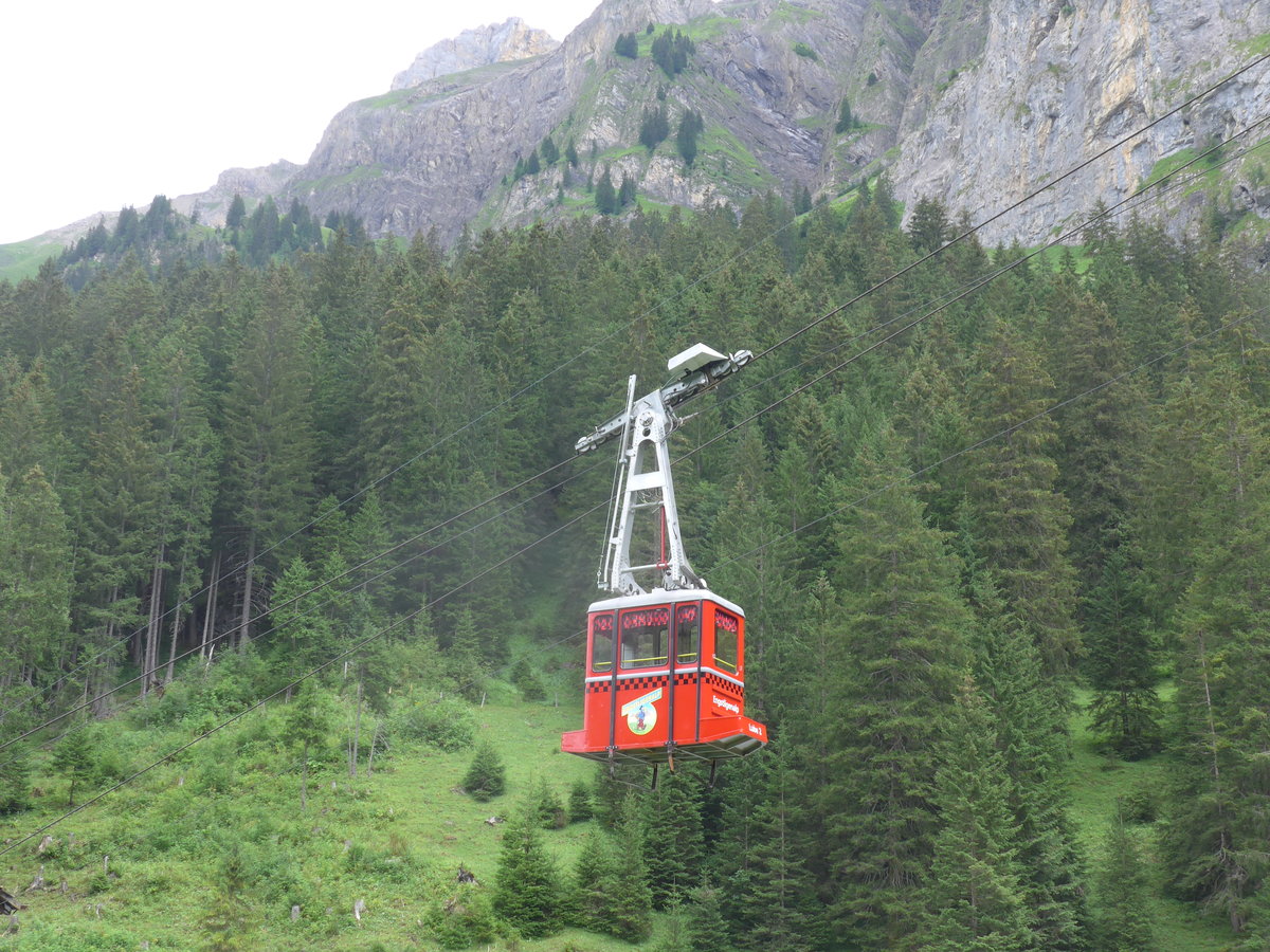 (173'423) - Luftseilbahn Unter dem Birg Engstligenalp - Lube 2 - am 31. Juli 2016 in Adelboden, Unter dem Birg