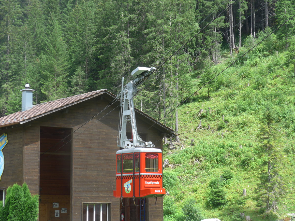 (173'425) - Luftseilbahn Unter dem Birg Engstligenalp - Lube 2 - am 31. Juli 2016 in Adelboden, Unter dem Birg