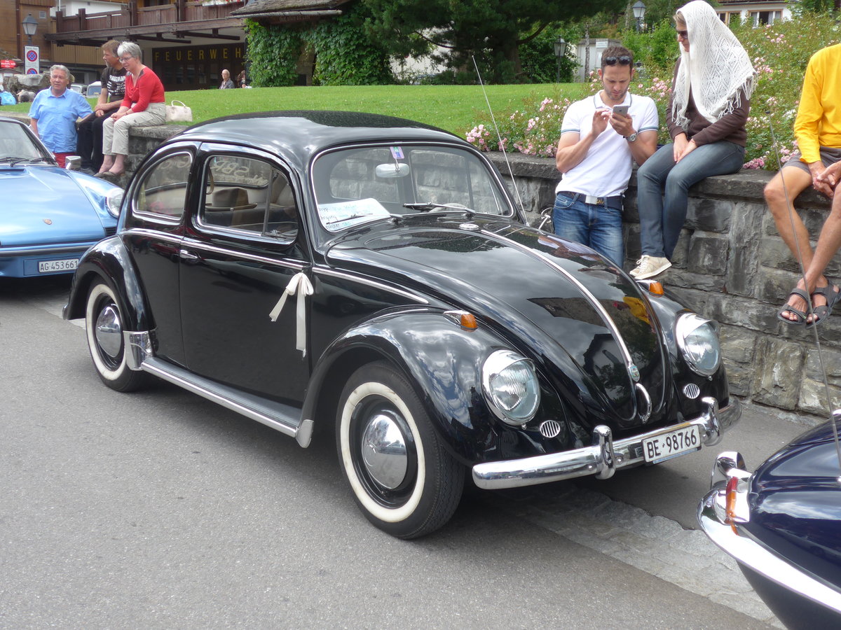 (173'455) - VW-K�fer - BE 98'766 - am 31. Juli 2016 in Adelboden, Dorfstrasse