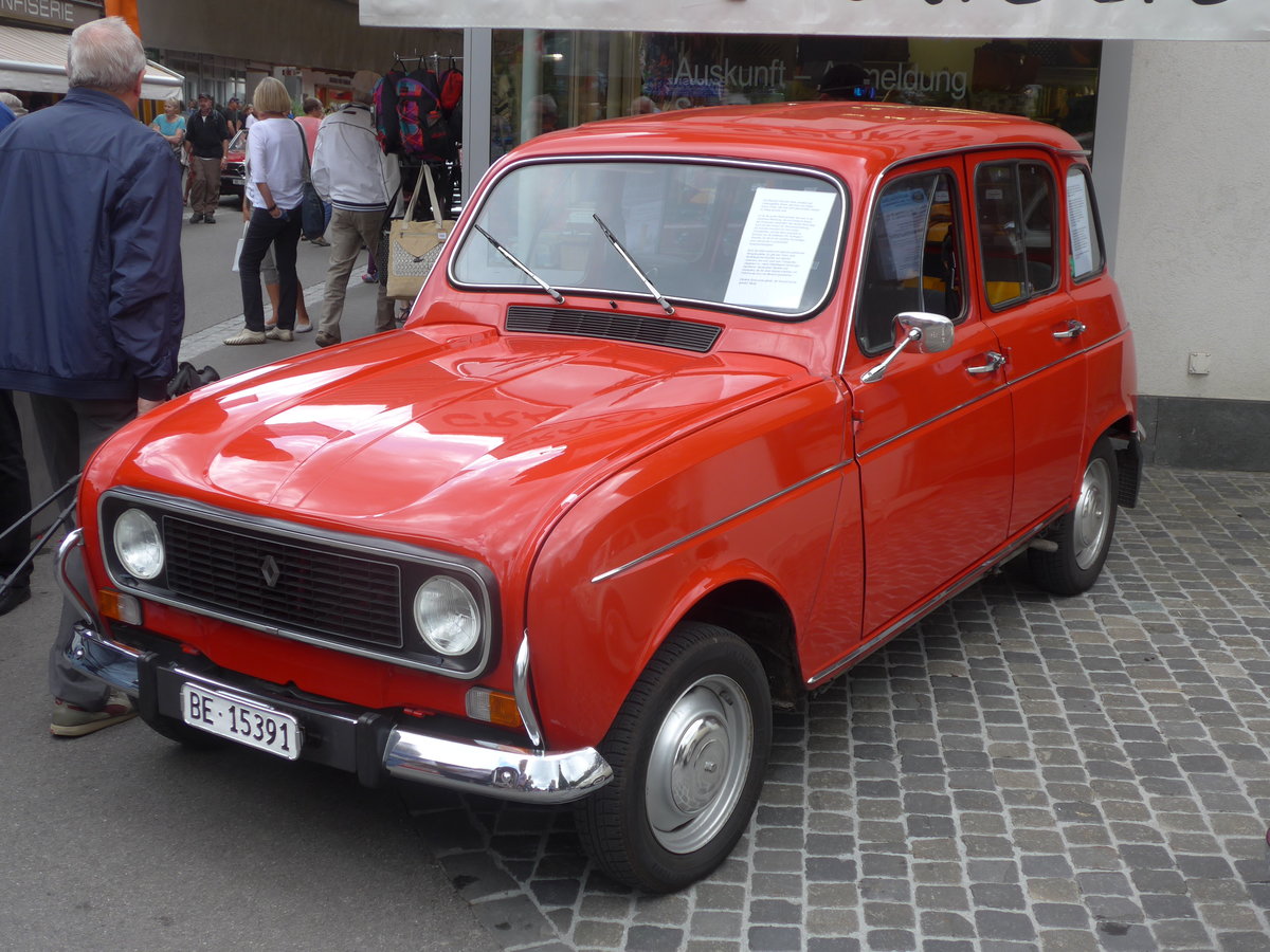 (173'469) - Renault - BE 15'391 - am 31. Juli 2016 in Adelboden, Katharinenplatz