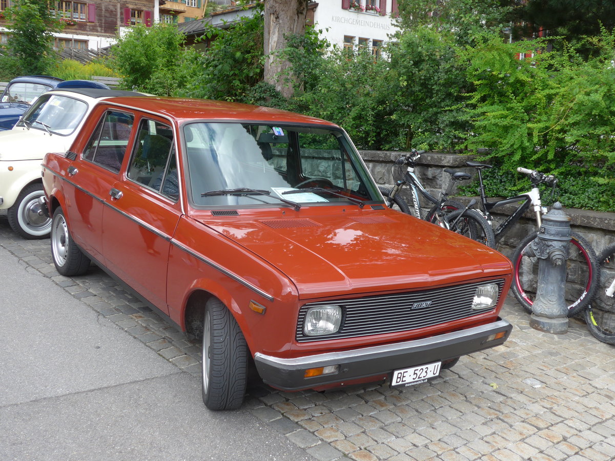 (173'473) - Fiat - BE 523 U - am 31. Juli 2016 in Adelboden, Katharinenplatz