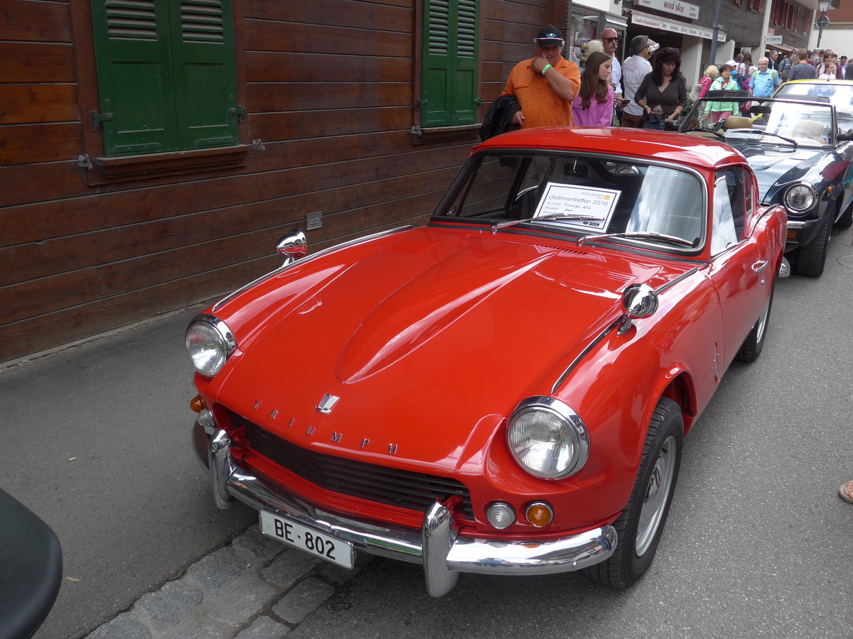 (173'502) - Triumph - BE 802 - am 31. Juli 2016 in Adelboden, Dorfstrasse