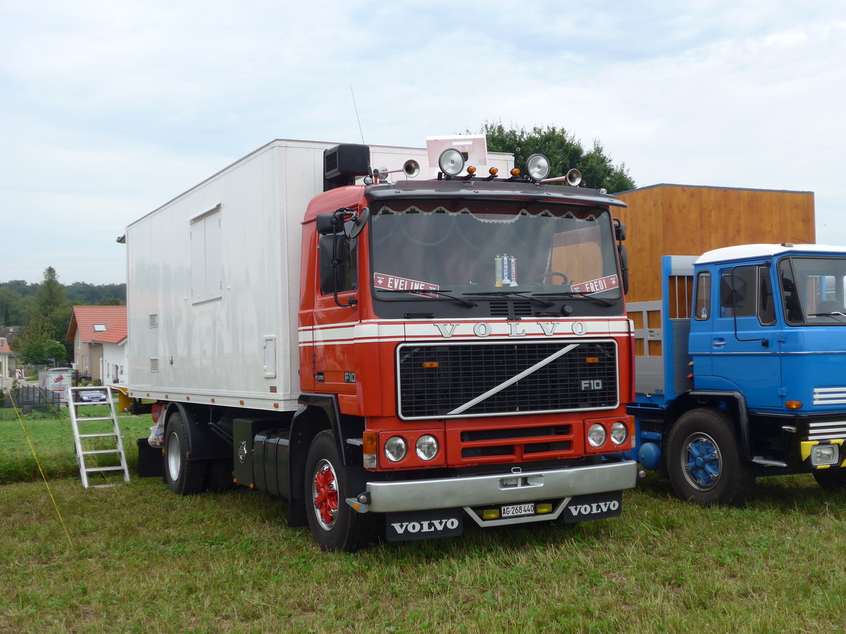 (173'960) - Volvo - AG 268'440 - am 20. August 2016 in B�singen, Bahnhof