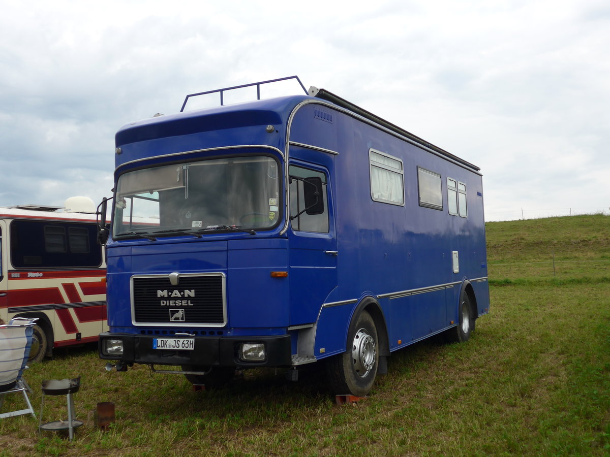 (174'031) - MAN - LDK-JS 63H - am 20. August 2016 in B�singen, Bahnhof