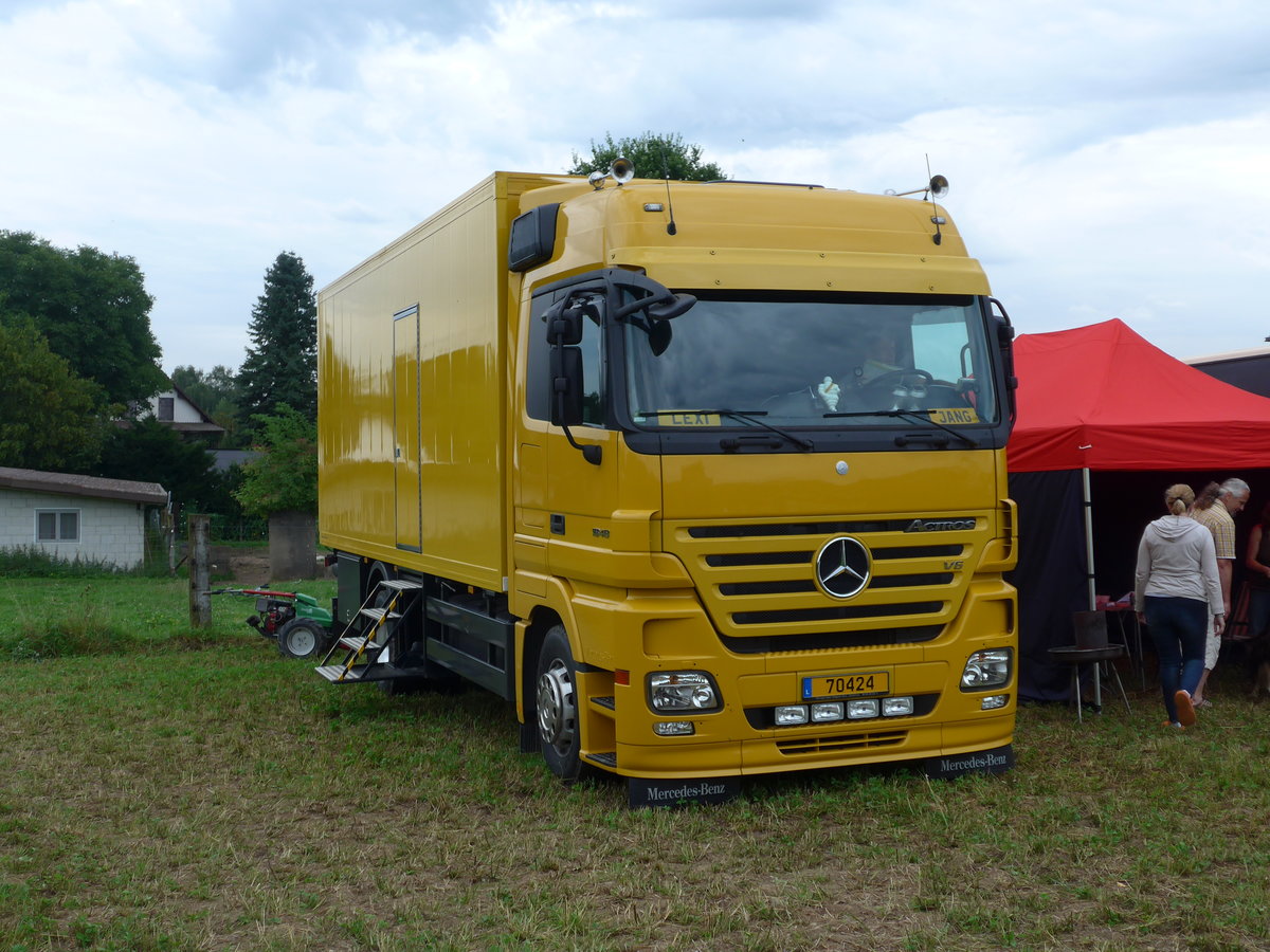 (174'032) - Mercedes - 70'424 - am 20. August 2016 in B�singen, Bahnhof