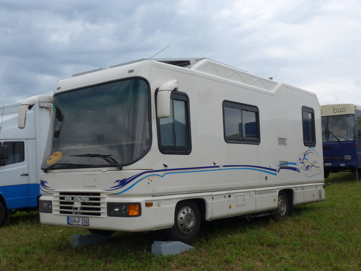 (174'041) - MAN - S�W-F 156 - am 20. August 2016 in B�singen, Bahnhof