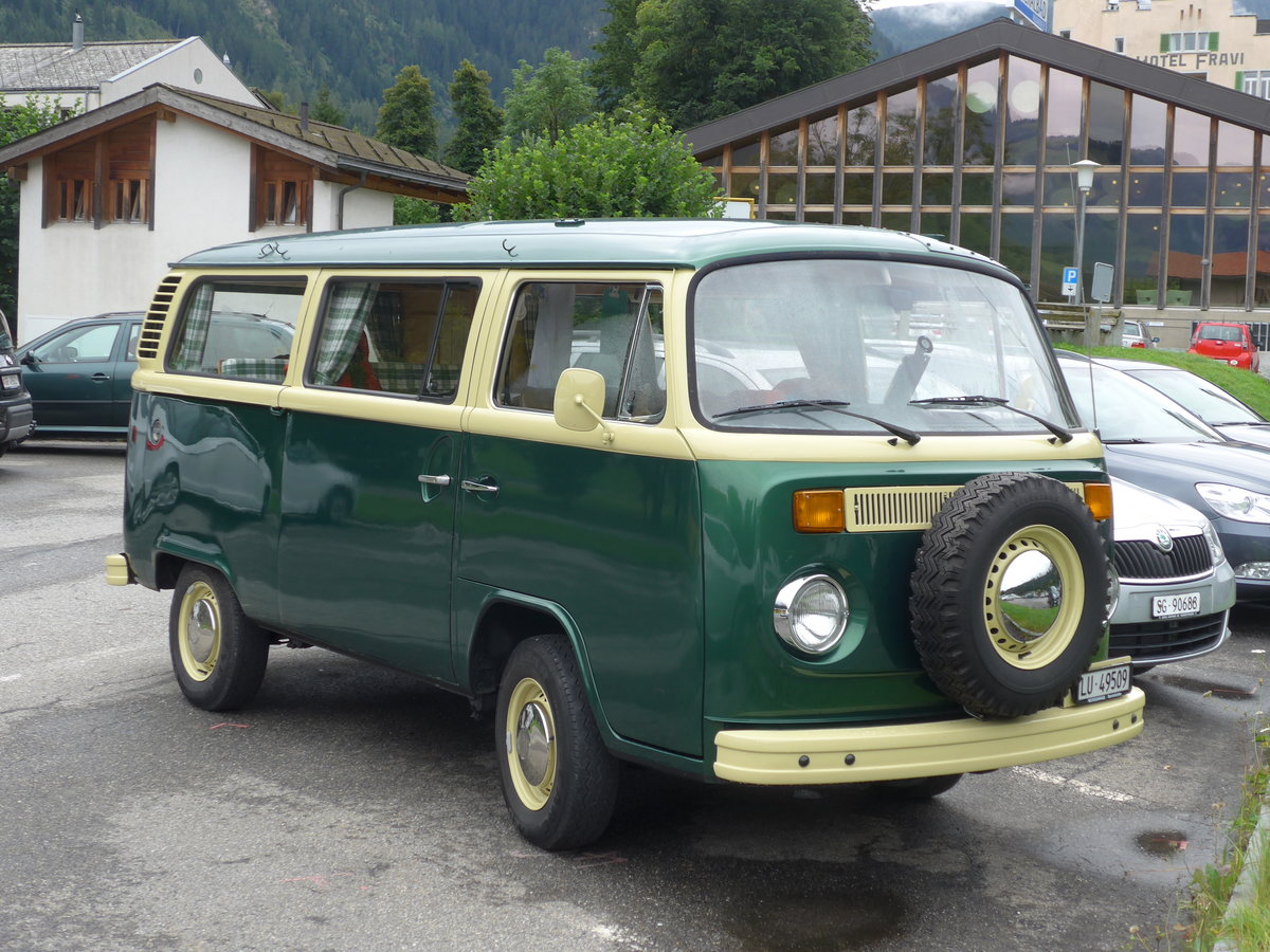 (174'156) - VW-Bus - LU 49'509 - am 21. August 2016 in Andeer