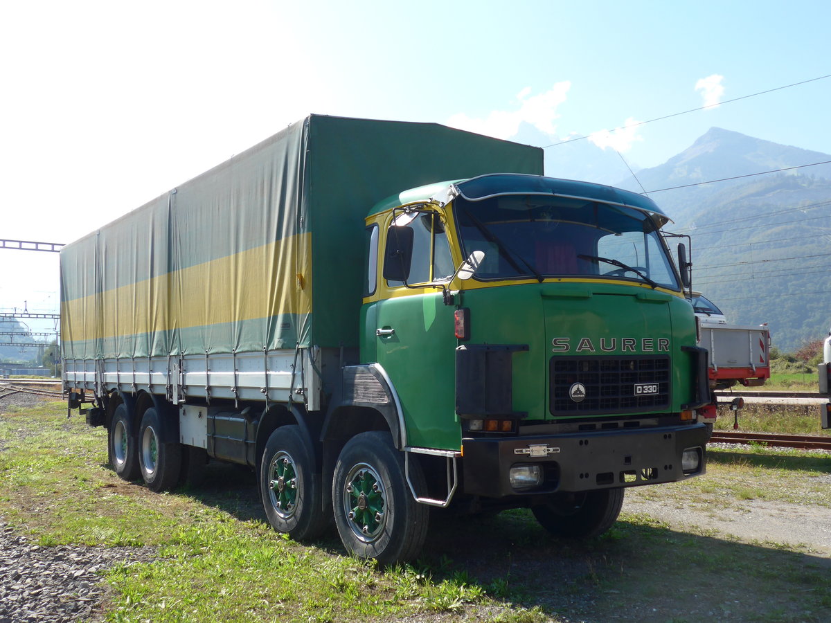 (175'111) - Saurer am 24. September 2016 beim Bahnhof Bex