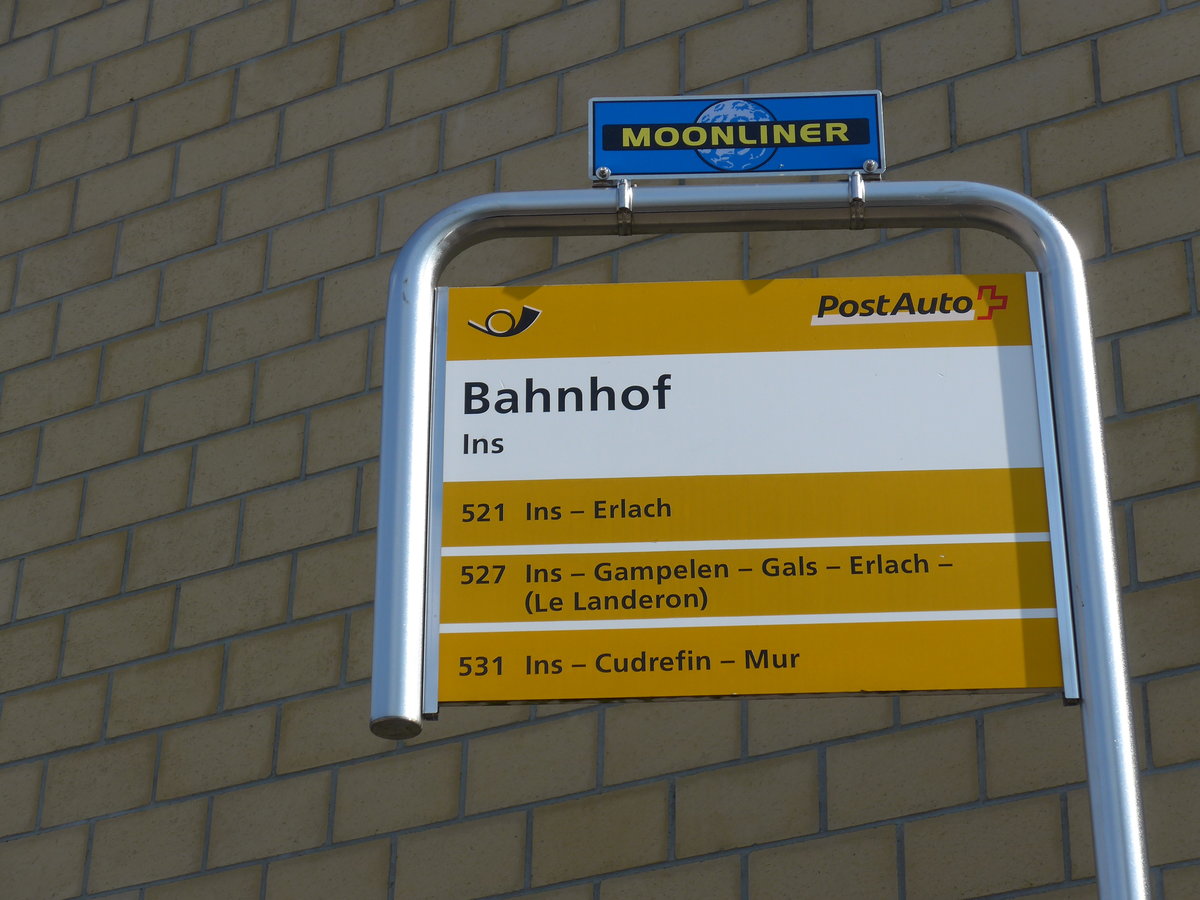 (175'216) - PostAuto-Haltestelle - Ins, Bahnhof - am 26. September 2016