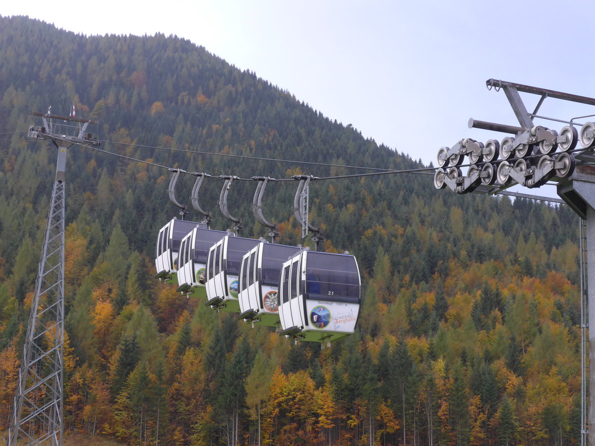 (175'989) - Karwendel Bergbahn - Nr. 21 - 25 - am 19. Oktober 2016 in Pertisau