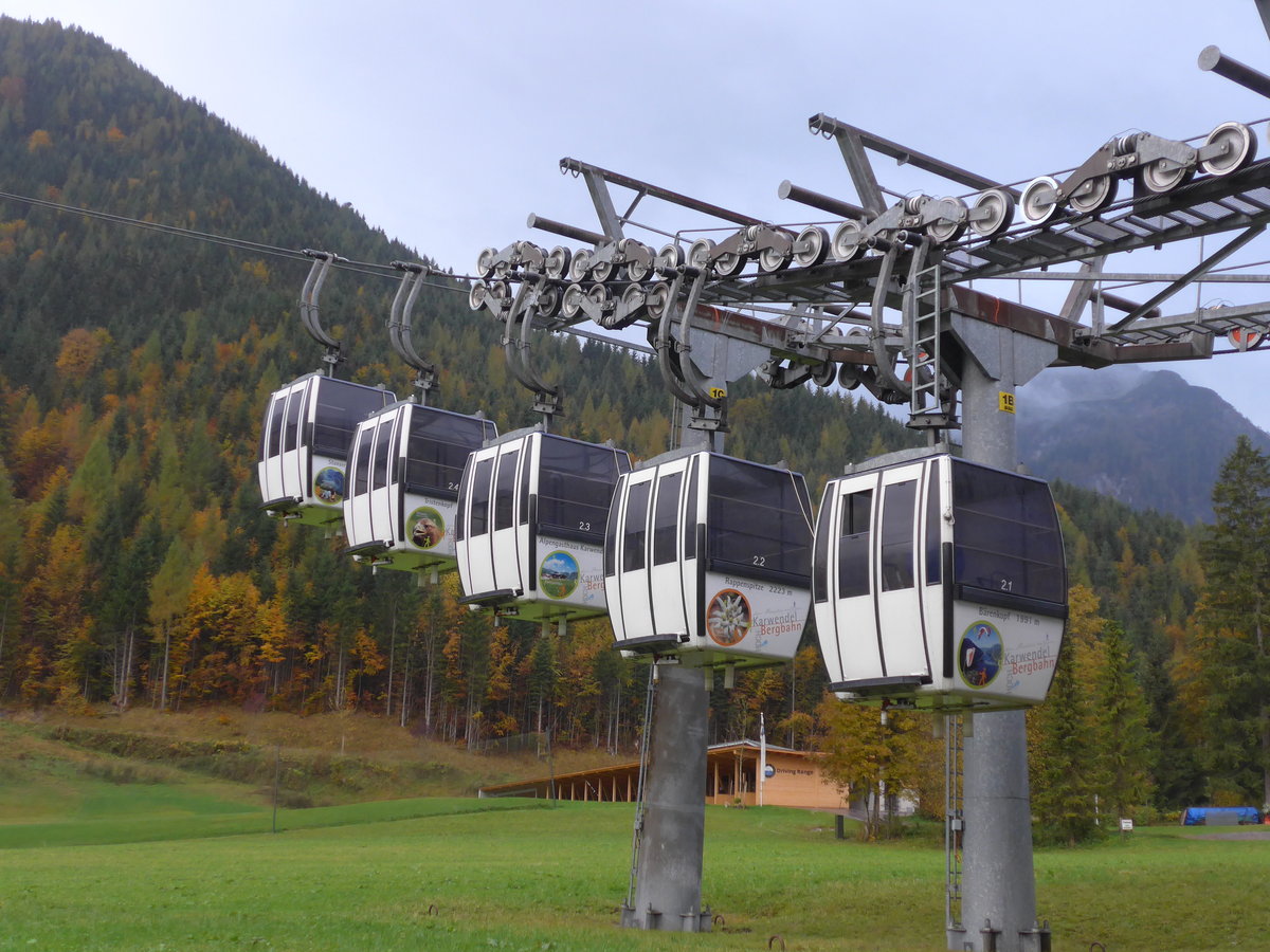 (175'990) - Karwendel Bergbahn - Nr. 21 - 25 - am 19. Oktober 2016 in Pertisau