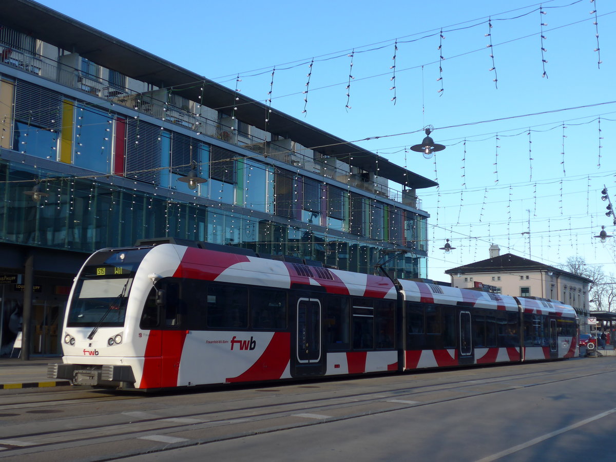 (176'800) - FWB-Pendelzug - Nr. 1 - am 28. November 2016 beim Bahnhof Frauenfeld