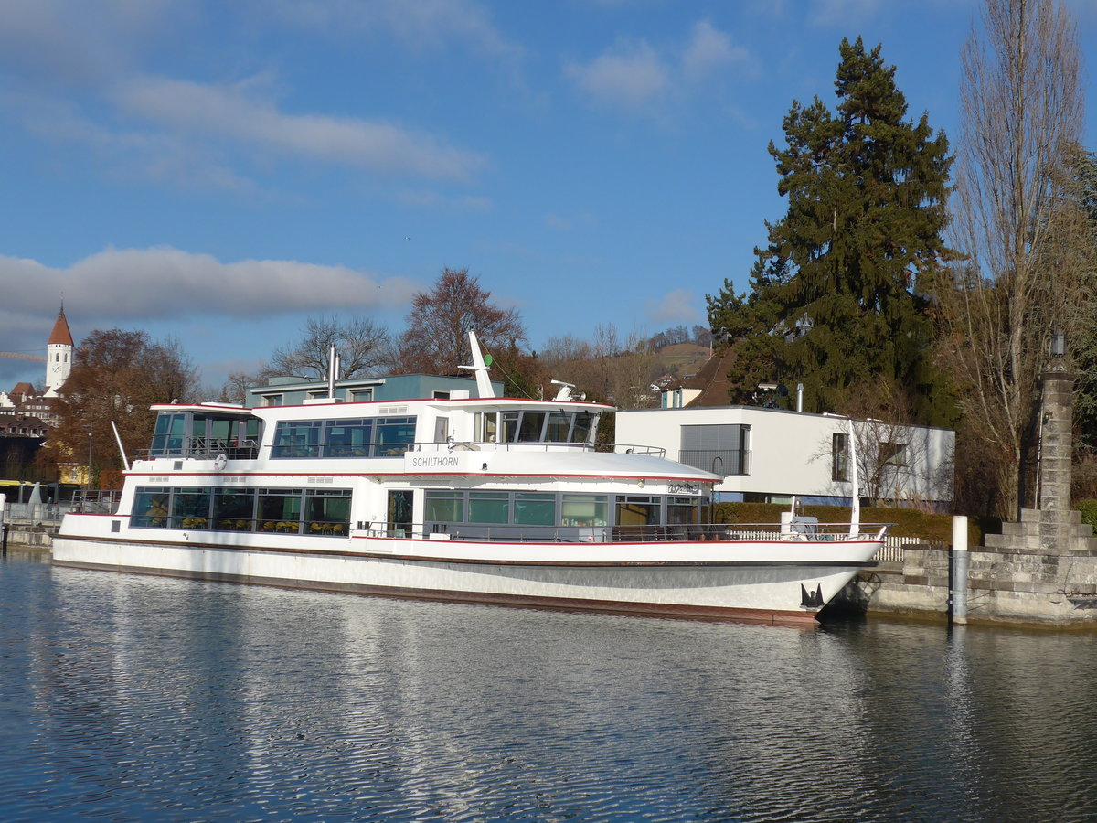(177'410) - Motorschiff Schilthorn am 27. Dezember 2016 an der Schiffl�ndte Thun
