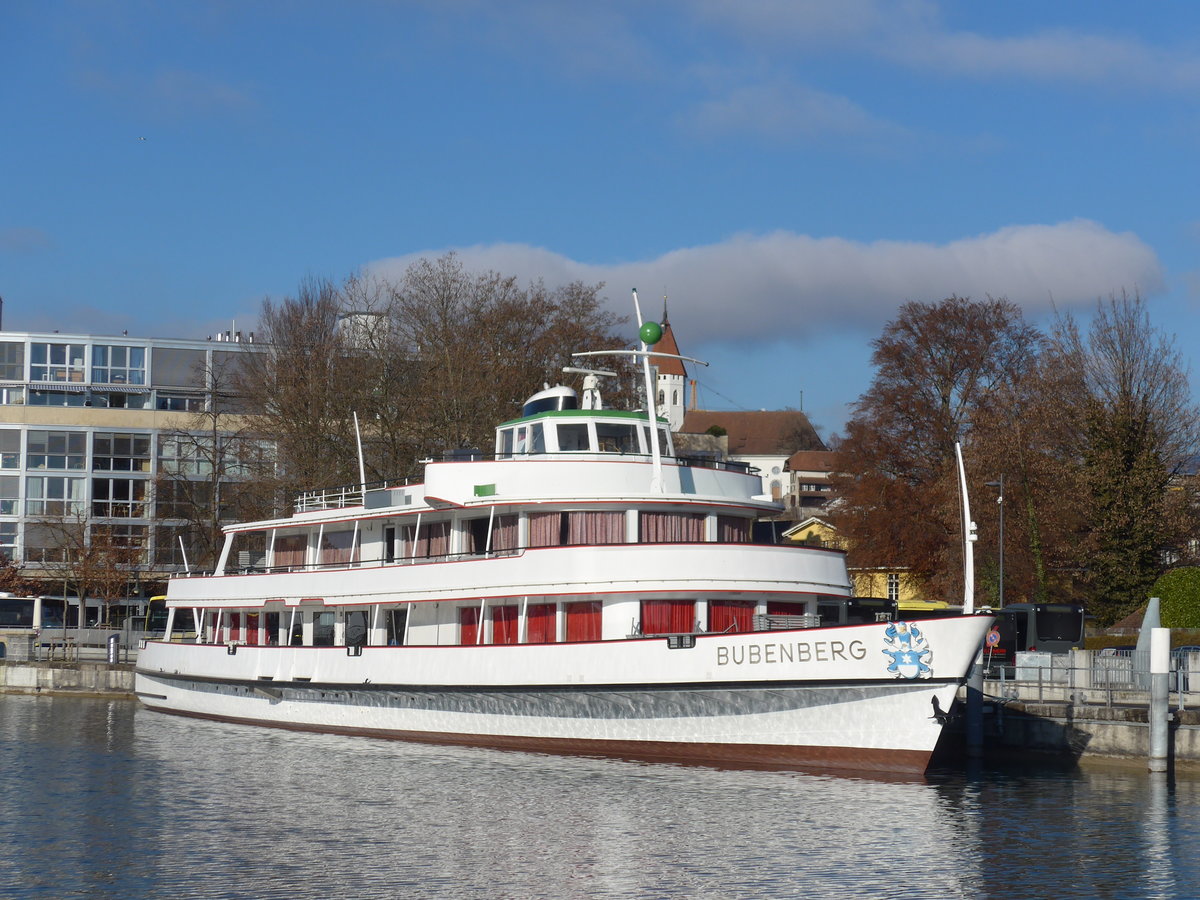 (177'411) - Motorschiff Bubenberg am 27. Dezember 2016 an der Schiffl�ndte Thun