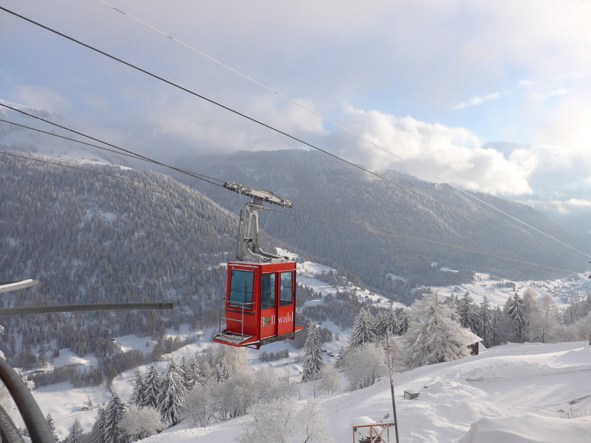 (178'052) - Luftseilbahn F�rgangen-Bellwald - Nr. 2 - am 15. Januar 2017 in Bellwald, Bergstation