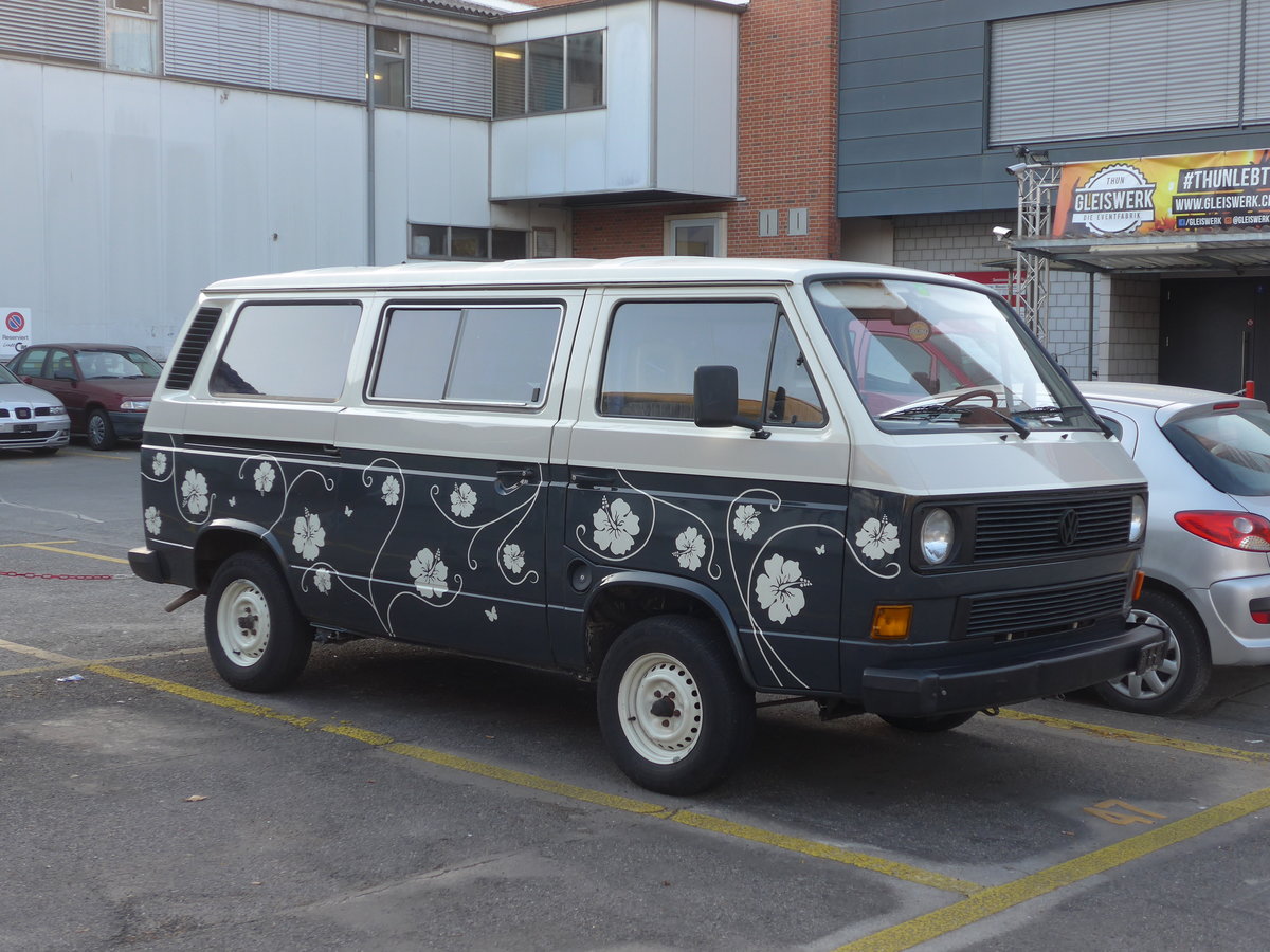 (179'240) - VW-Bus am 29. M�rz 2017 in Thun, Rosenau