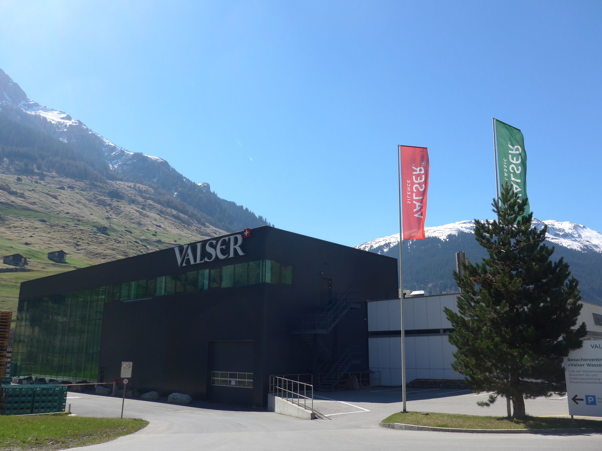 (179'559) - Valserwasser-Fabrik am 14. April 2017 in Vals