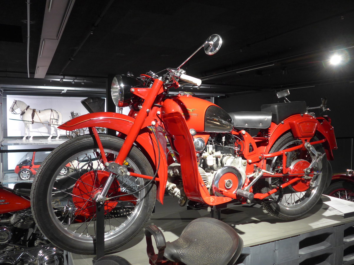 (179'785) - Moto Guzzi - FI 13'040 - am 29. April 2017 in Luzern, Verkehrshaus