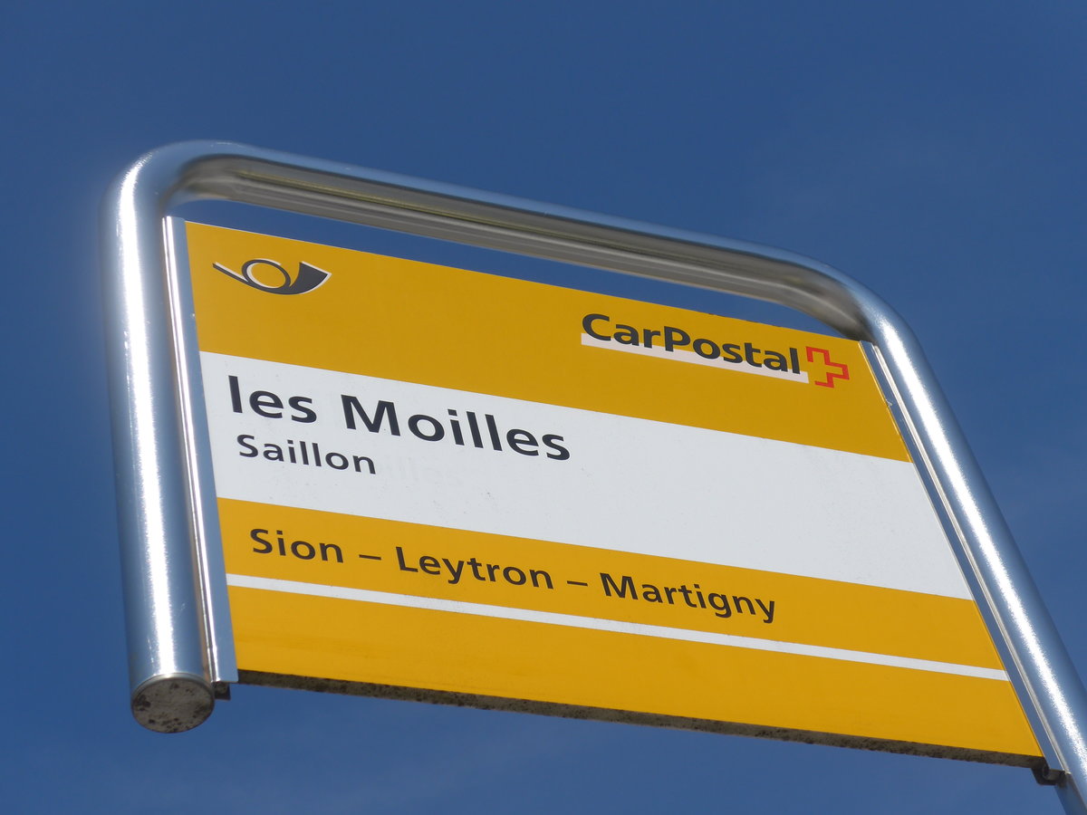 (179'957) - PostAuto-Haltestelle - Saillon, les Moilles - am 30. April 2017