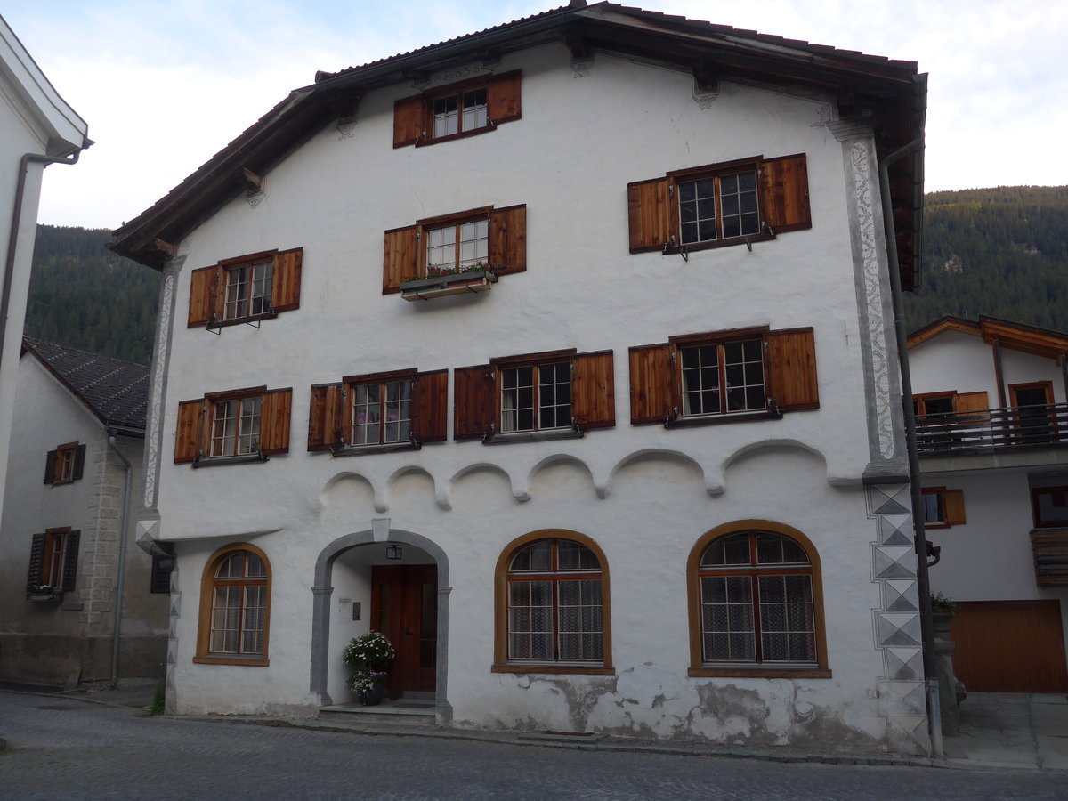 (180'465) - Altes Haus am 23. Mai 2017 in Andeer