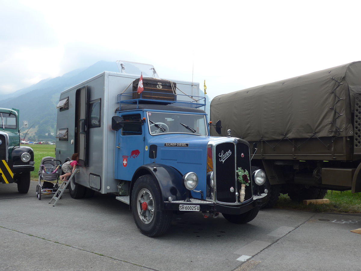 (181'403) - Saurer - SH 60'025 U - am 24. Juni 2017 in Interlaken, Flugplatz