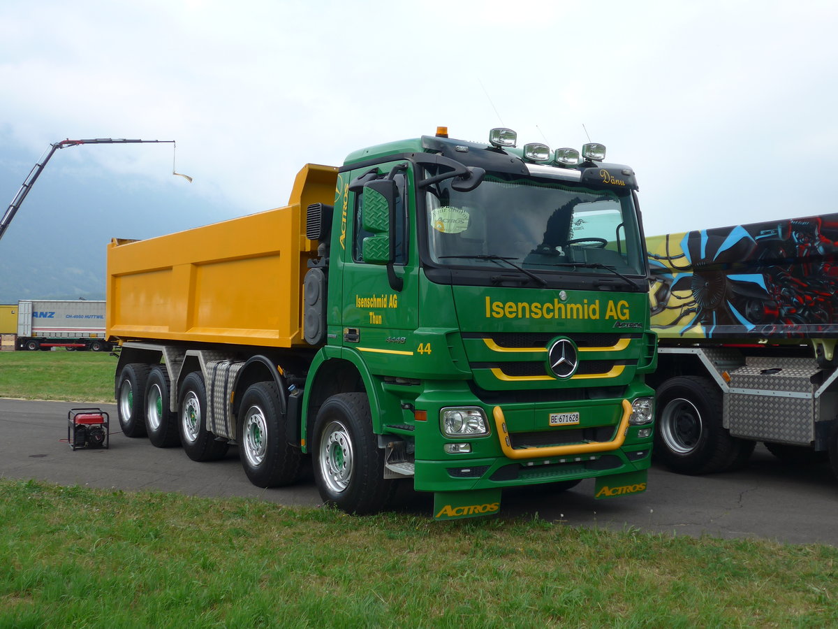 (181'445) - Isenschmid, Thun - Nr. 44/BE 671'628 - Mercedes am 24. Juni 2017 in Interlaken, Flugplatz