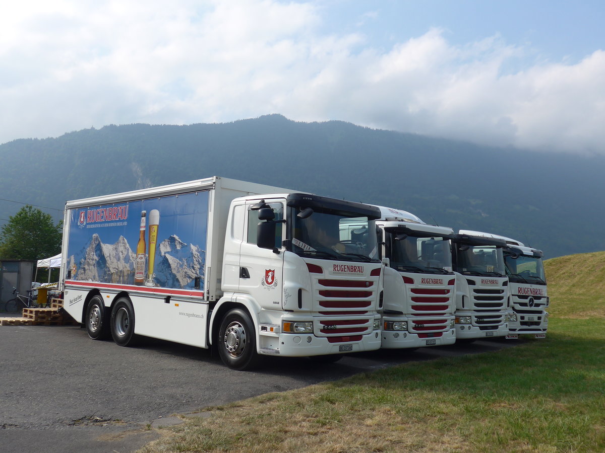 (181'514) - Rugenbr�u, Matten - Nr. 10/BE 237'140 - Scania am 24. Juni 2017 in Interlaken, Flugplatz