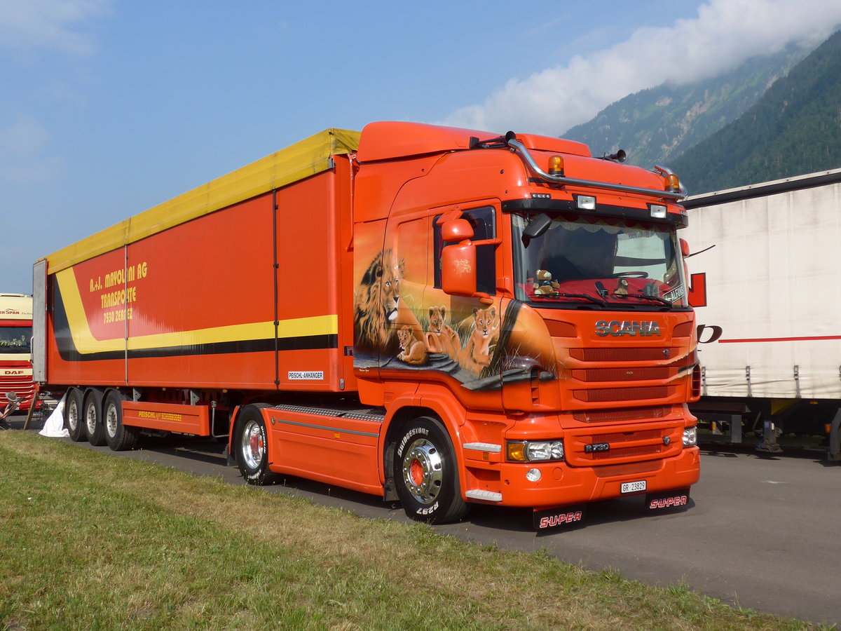 (181'519) - Mayolani, Zernez - GR 23'829 - Scania am 24. Juni 2017 in Interlaken, Flugplatz