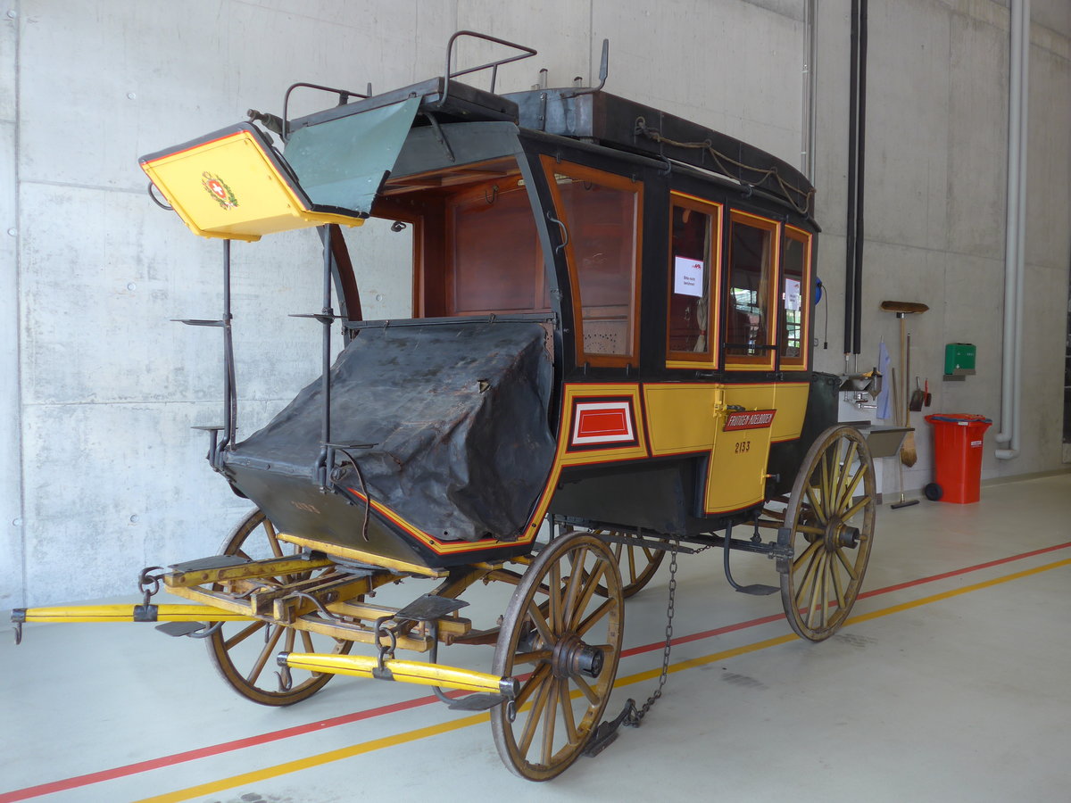 (181'672) - Postkutsche Frutigen-Adelboden - Nr. 2133 - am 1. Juli 2017 in Frutigen, Garage AFA