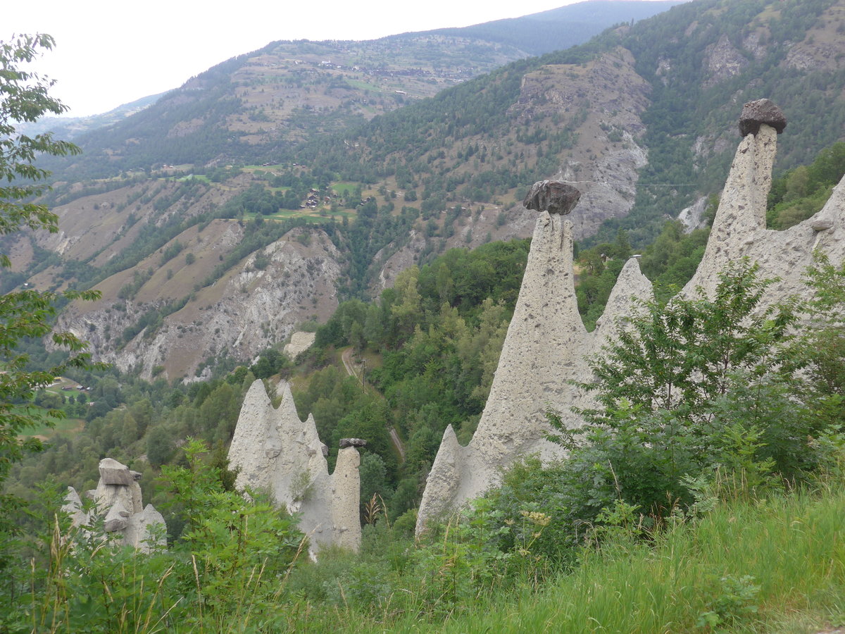 (181'804) - Die Pyramiden am 9. Juli 2017 von Euseigne