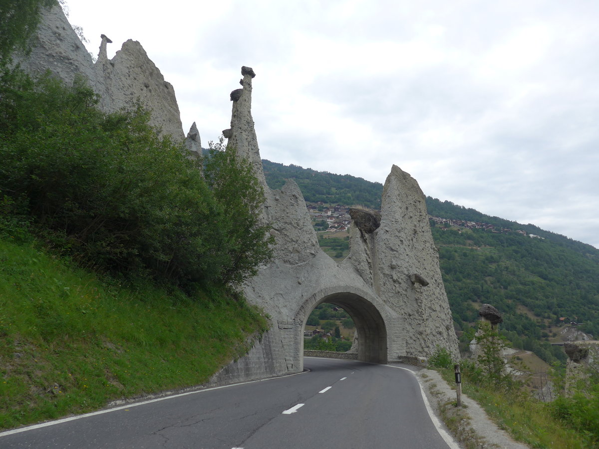 (181'807) - Die Pyramiden am 9. Juli 2017 von Euseigne