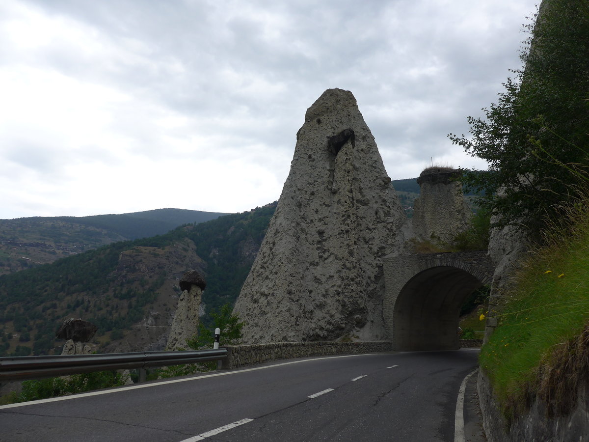 (181'814) - Die Pyramiden am 9. Juli 2017 von Euseigne