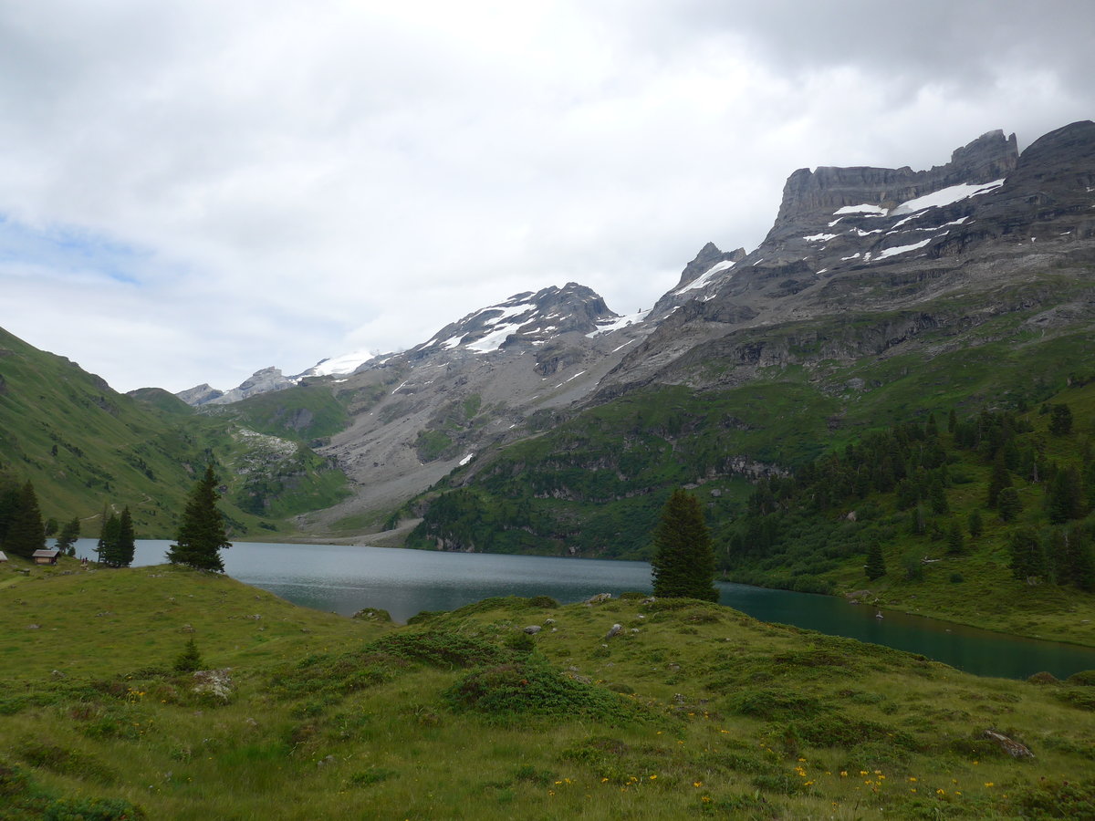 (182'109) - Am Engstlensee am 16. Juli 2017 auf der Engstlenalp