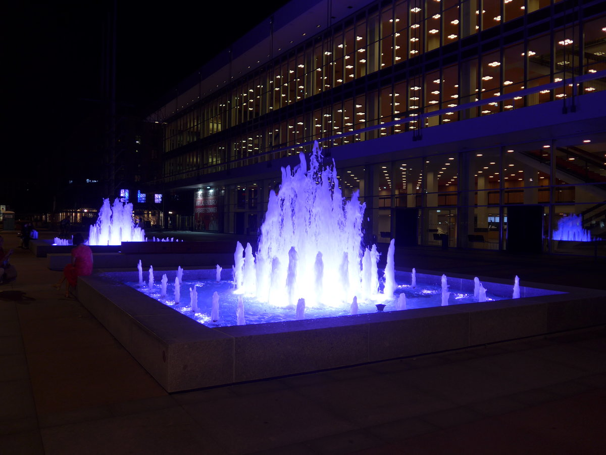 (182'845) - Springbrunnen am 7. August 2017 in Dresden