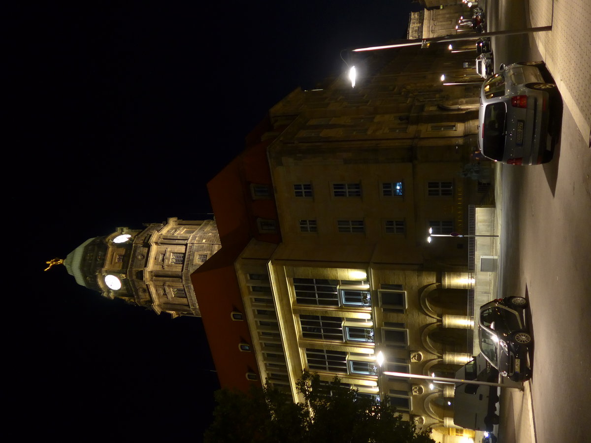 (182'847) - Das Rathaus und die Kreuzkirche am 7. August 2017 in Dresden