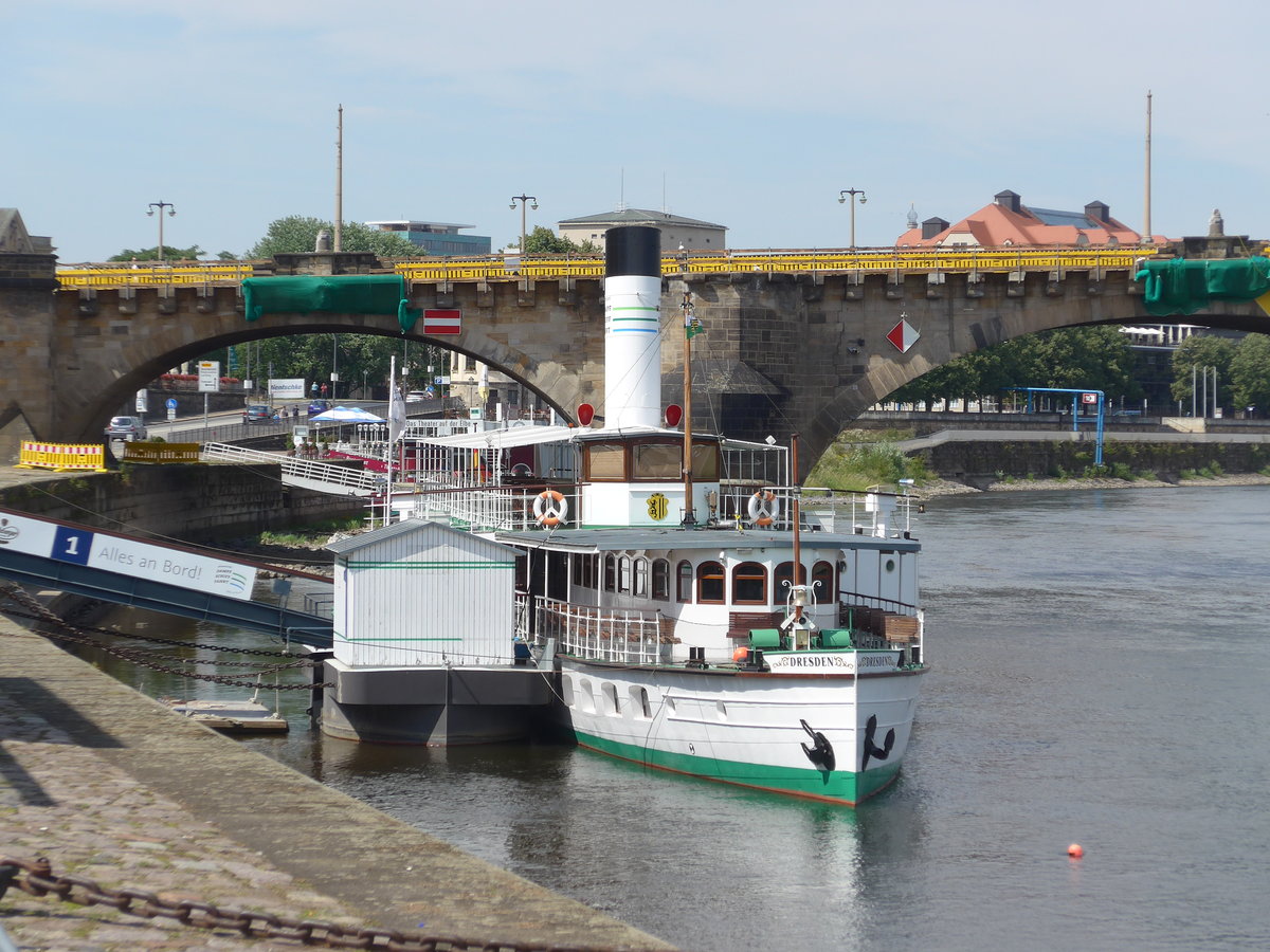 (182'902) - Dampfschiff Dresden am 8. August 2017 auf der Elbe in Dresden